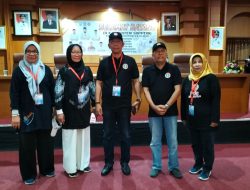 Panitia Porseni PGRI Sulsel Sambut Kontingen di Ruang Pola