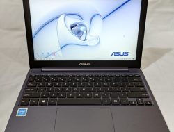 Empat Laptop Asus 2 Jutaan 2024