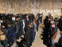 Cegah Warga Palestina Masuk, Israel Pasang Kawat Berduri di Sekitar Masjid Al-Aqsha