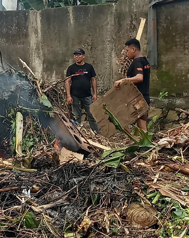 Kesos dan Kesling warga Daeng Jakking