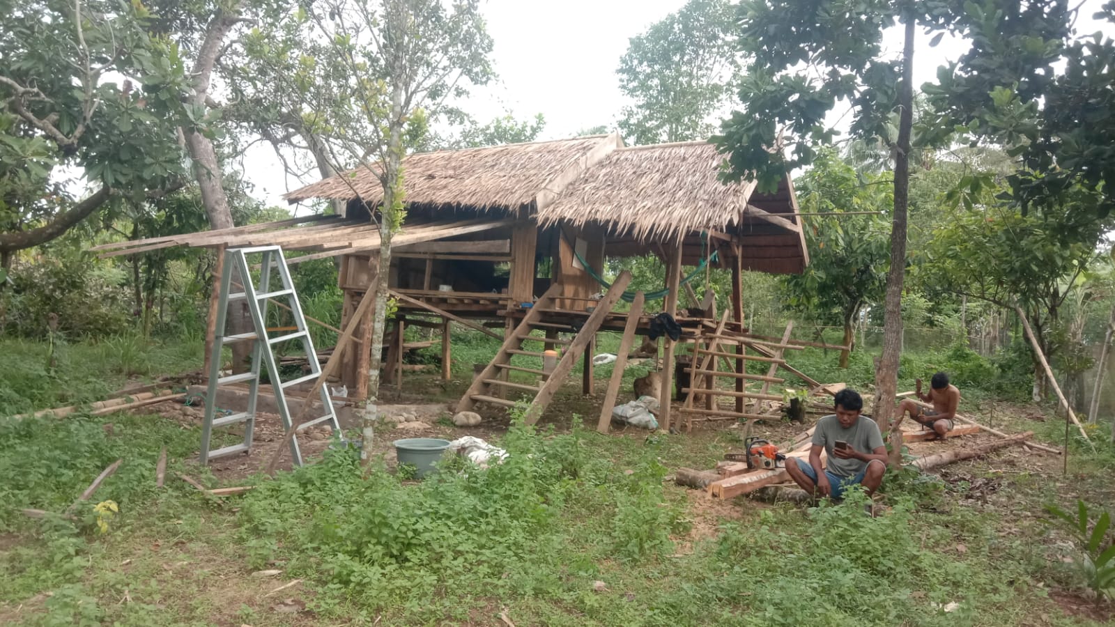 Melihat Rumah lebih dekat
