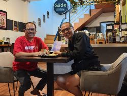 Catatan Sastra: Kearifan Lokal di Tengah Arus Perubahan