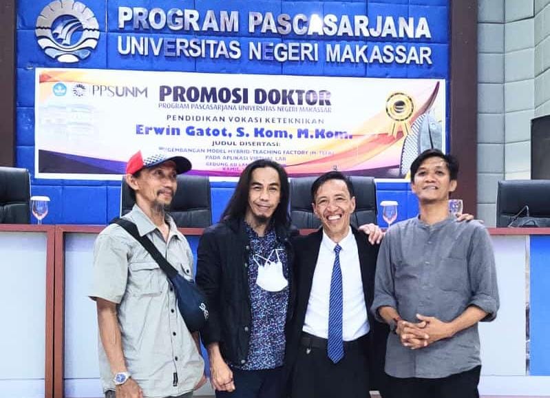 Erwin Gatot Amiruddin mengukir sejarah meraih gelar Doktor dalam bidang Pendidikan Vokasi Keteknikan.