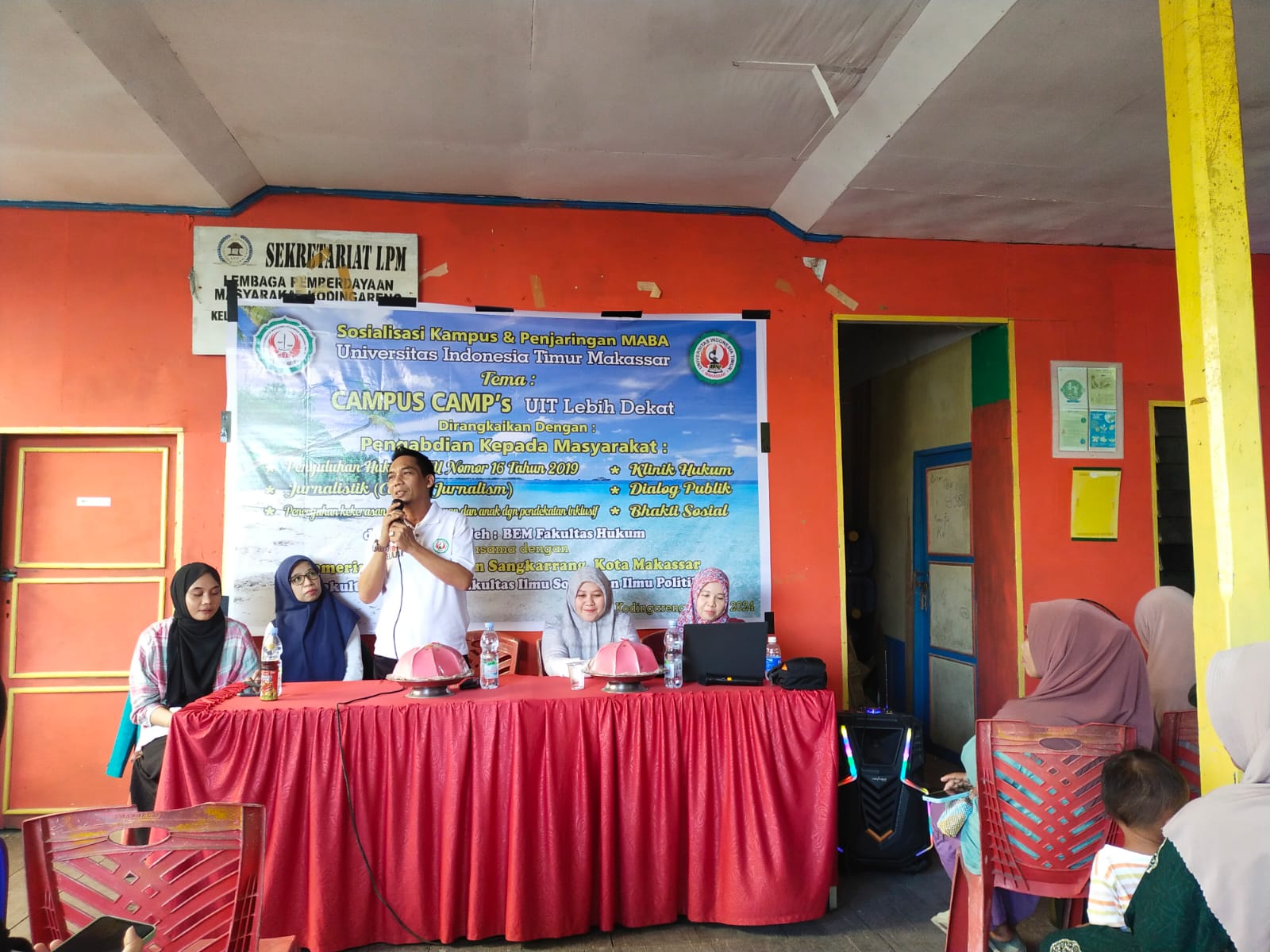 UIT Kegiatan Campus Camps di Pulau Kodingareng