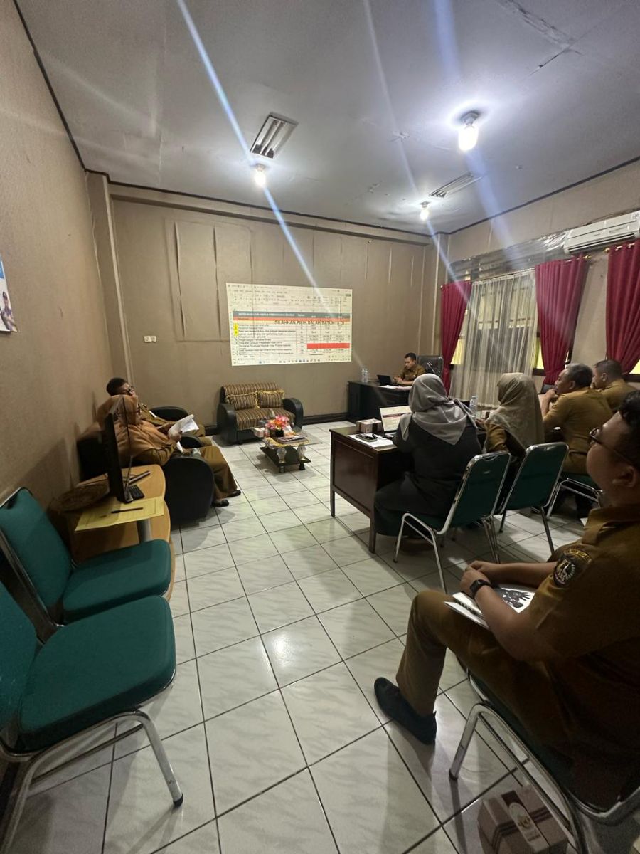Dinas Komunikasi, Informatika, Statistik, dan Persandian (Diskominfo-SP) menggelar rapat Finalisasi Daftar Data Tahun 2024