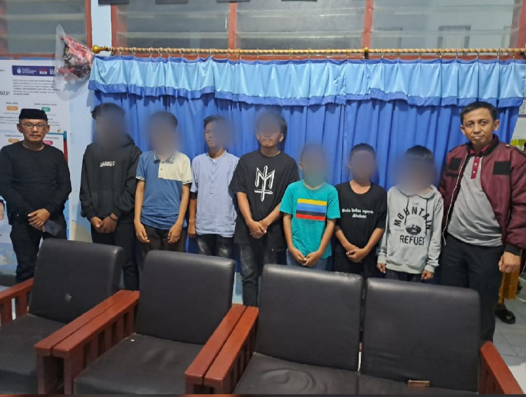 Siswa SMPN 5 Sinjai bonceng tujuh tanpa helm