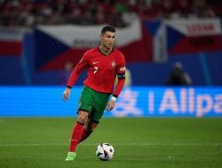 Comeback Portugal Tundukan Republik Ceko 2-1