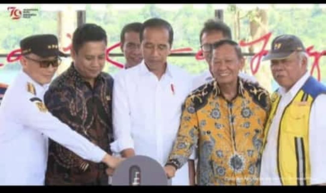 Presiden Jokowi resmikan bendungan Pamukkulu