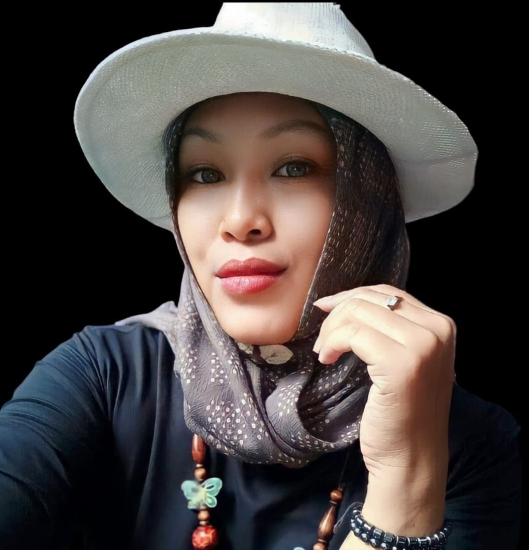 Emi Suy