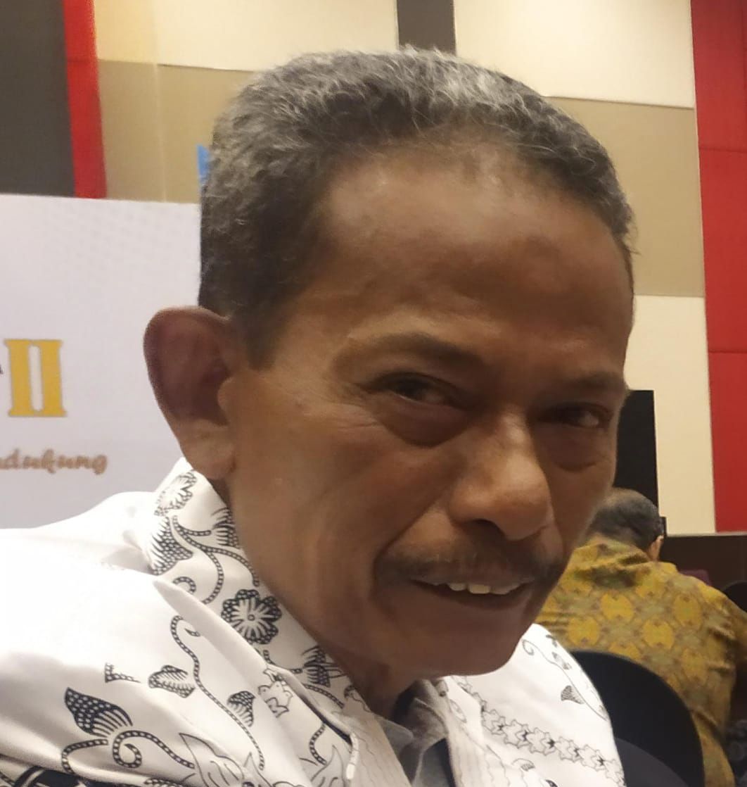 Ketua PGRI Barru H. Abdullah Tintjo, S.Pd, M.Pd