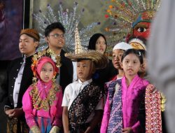 FIFGROUP Pintar Beri Beasiswa 448 Anak Karyawan se-Indonesia