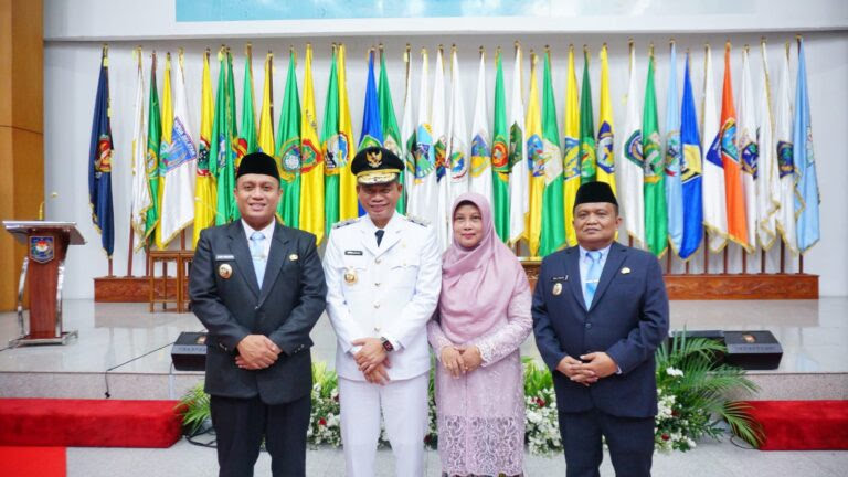 Prof Fadjry Djufry