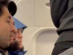 Viral Khabib Nurmagomedov Diusir dari Pesawat
