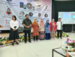 Prof.Dr.Nurhayati Rahman, M.S. Lagaligo, “Kitab Suci” Orang Bugis