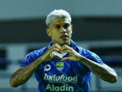 Gol Ciro Alves Bawa Kemenangan Persib atas PSM