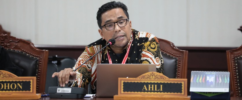 Sidang MK