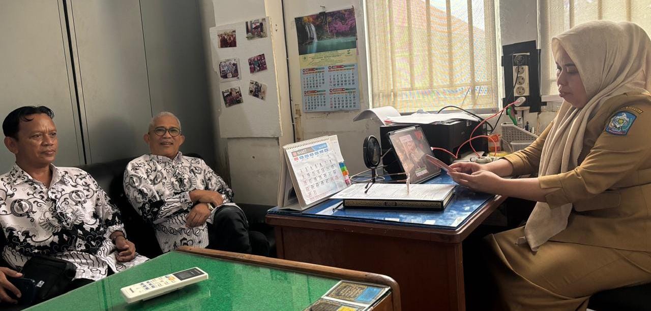 Ketua PGRI Soppeng