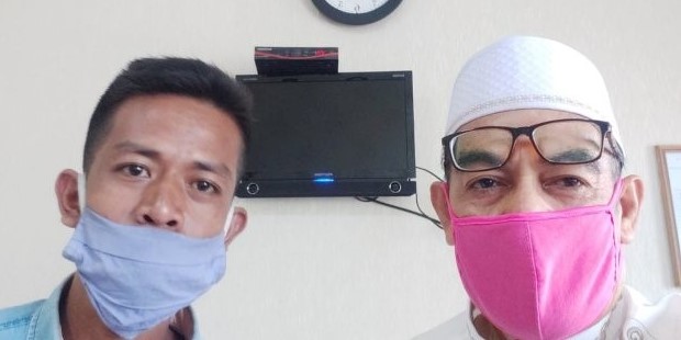 Sarjan (kiri) bersama H.Sofwan, S.H.,M.Hum saat tiba di Mataram. (Foto: Dok.MDA).