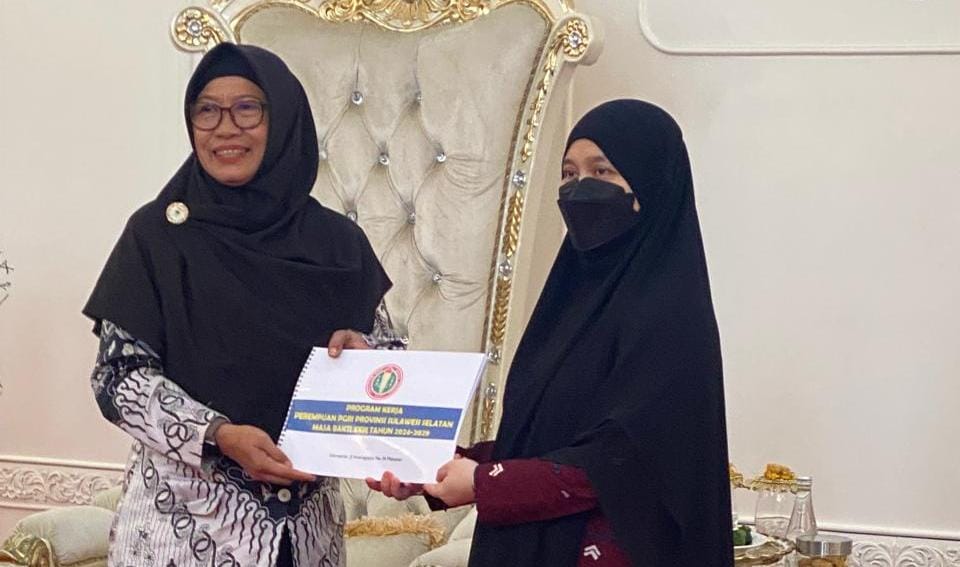 Perempuan pgri