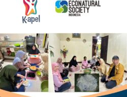 Ibu-Ibu K-apel Panen Nata De Coco