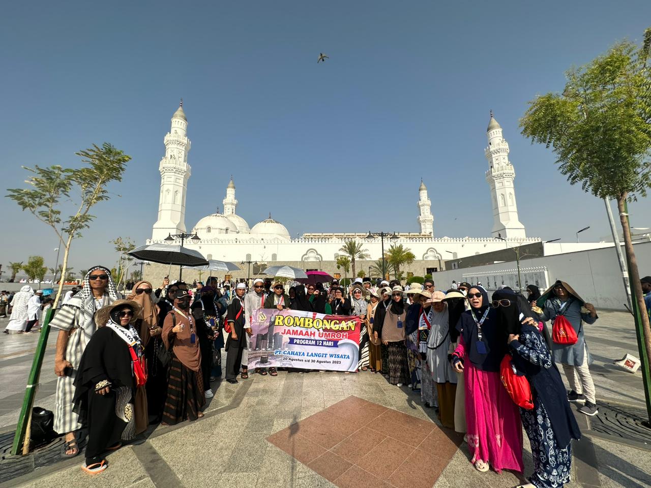 Umrah Bersama Cahaya Langit Wisata