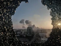Israel Kepung Kota Gaza