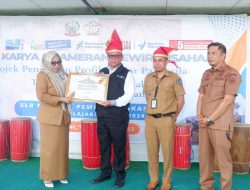 Ini Dia Penerima Penghargaan Guru dan Siswa SLB Sulsel Berprestasi, Sekdis : Guru Harus Memiliki ATM