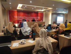 Tingkatkan Kompetensi, Guru SMA se Makassar Ikuti Pelatihan Penulisan Karya Ilmiah