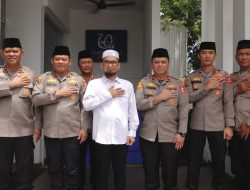 Ustaz Adi Hidayat Dukung Polri Dalam Kaops NCS