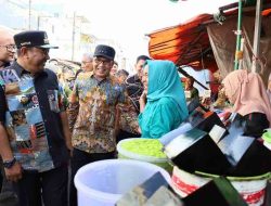 Pj Gubernur Puji Pemkot Makassar Kendalikan Inflasi