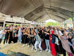 Putri Dakka Dikerubuti Emak-emak di Malimpung Pinrang, Ada Apa ?