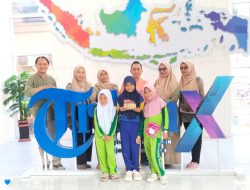 Hari Pers Nasional 2024, Bunda Pustaka dan Murid SD Negeri Borong Lakukan Visit Media