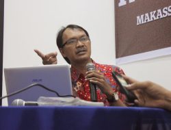 Pemilu 1999, Pembicara tentang Media untuk Caleg Partai Baru