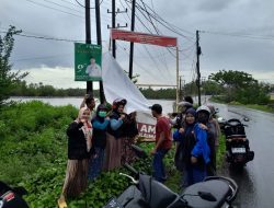 Meski Cuaca Buruk, Bawaslu Bulukumba Lakukan Pengamanan APK di Masa Tenang