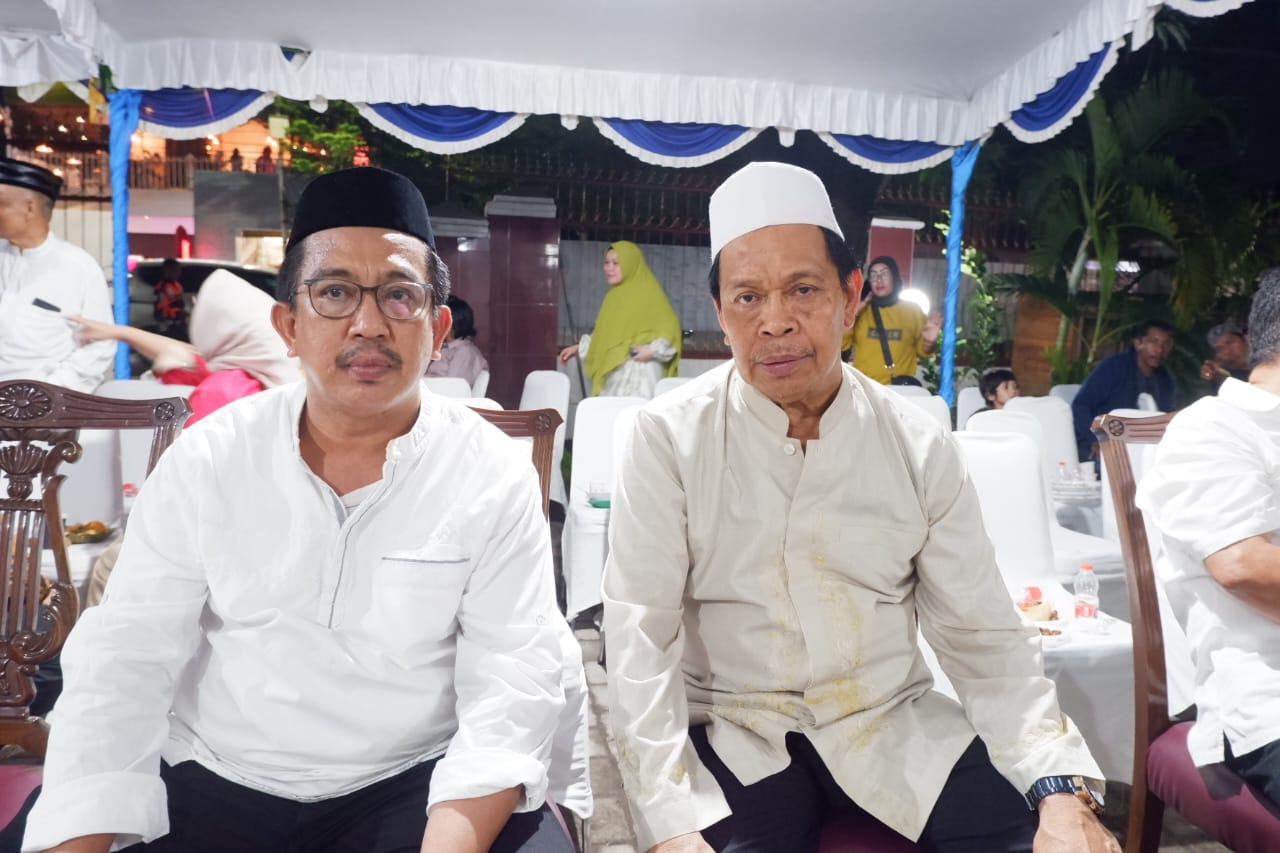 Ketua AAI Sulsel Dr H Basri, S.Pd.,M.Pd bersama KPT Makassar Dr.H.Zainuddin Mappong SH.,M.Hum