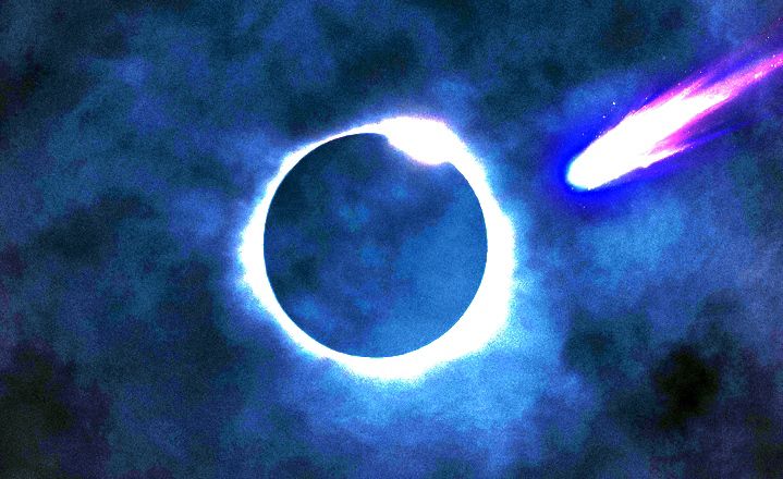 Fenomena komet setan dan Gerhana Matahari Total