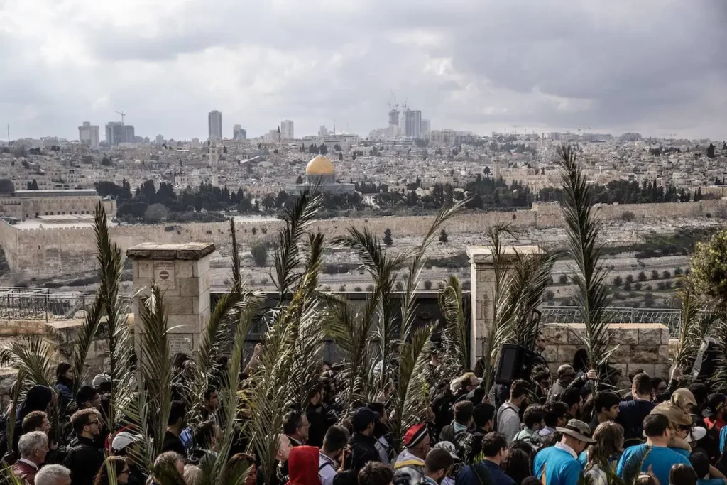 Israel larang umat Kristen rayakan Minggu Palma