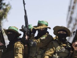 Hanya Beberapa Jam, Hamas Sikat Belasan Tentara Israel