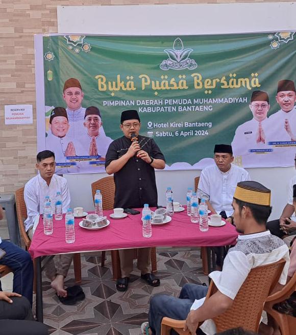 PJ Bupati Bantaeng Andi Abubakar buka puasa bersama Pemuda Muhammadiyah