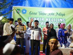 Pj Wali Kota Palopo Sambut Pawai Obor