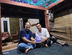 Agus K Saputra Padukan Lukisan, Foto, dan Puisi dalam Buku “Pertemuan Kecil”