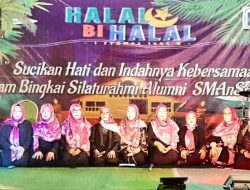 Hadiri Halalbihalal IKA SMANSA 82, Ketua DPRD Sulsel Lantik Pengurus SMANSA Football Community