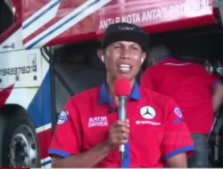 Sopir Bus Borlindo yang Ajak Makan Seluruh Penumpang di Rumah Mertuanya saat Lebaran dapat 100 Juta dari Netizen