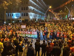 Puluhan Ribu Warga Turki Turun ke Jalan Tuntut Agresi di Gaza Dihentikan