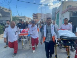 Israel Sasar Ambulans dan Paramedis