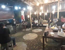 Jenry Pasassan Pamerkan Seni Instalasi dari Knalpot