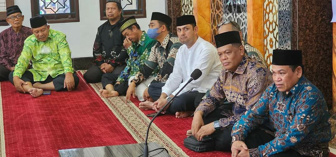 Ratusan keluarga besar Muhammadiyah Cabang Manggala Kota Makassar menggelar Syawalan pada Ahad pagi 26 Syawal 1445 H - 5 Mei 2024 di Masjid Darussalam Muhammadiyah Borong Jambu Makassar.