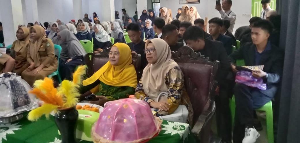 Madrasah Aliyah (MA) Aisyiyah Sungguminasa Gowa menjalani prosesi penamatan yang digelar Selasa 14 Mei 2024 di Gedung Pusat Dakwah Muhammadiyah Gowa Sungguminasa.
