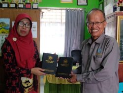 Prodi Komunikasi Unismuh Makassar Kuliah Lapangan dan Sosialisasi Penerimaan Mahasiswa Baru pada Masyarakat Bugis Bollangi Gowa