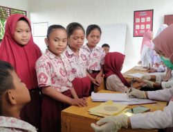 Puskesmas Pambusuang Perkuat Literasi Kesehatan dan Pemeriksaan Rutin di Sekolah-Sekolah Balanipa